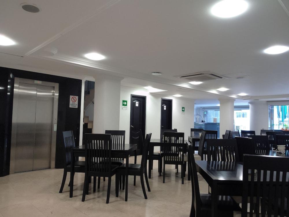 Hotel Calasanz Real Medellín Kültér fotó