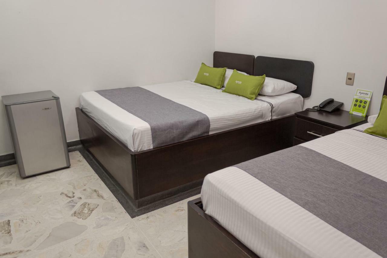 Hotel Calasanz Real Medellín Kültér fotó